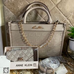 Anne Klein Beige Handbag with Chain Detail and wallett NIB